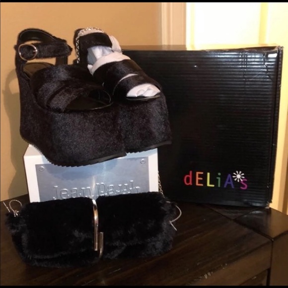 dELiA*s Shoes - dELIA's BLACK FUR WEDGES LIKE NEW SIZE 6 RUNS LG 61/2 or 7 FINAL PRICE & SALE